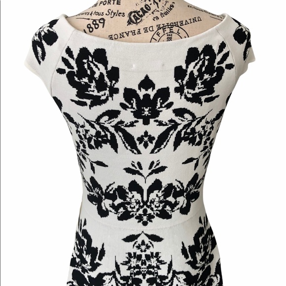 Eliza J Sweater Dress - Picture 14 of 17